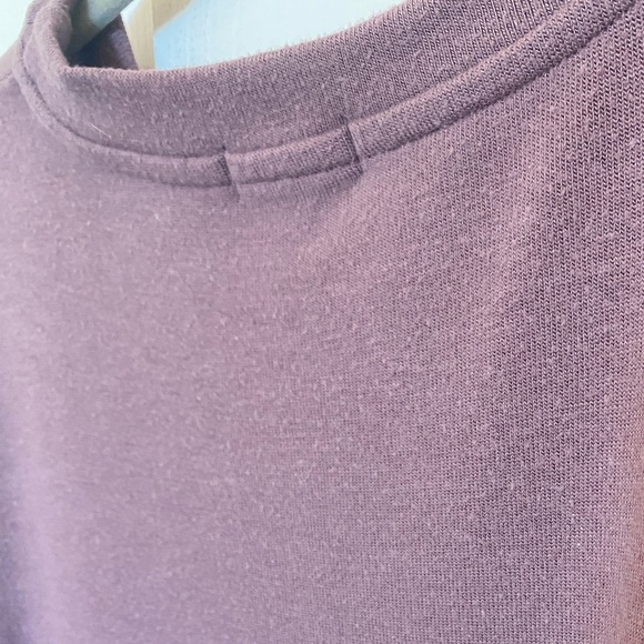 Beyond Yoga Smarten Up Pullover in Silverberry - Picture 4 of 5